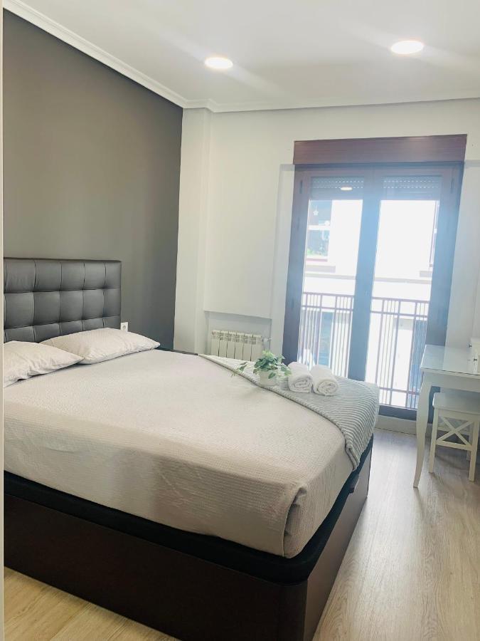 Apartamento Deluxe, 4 Habitaciones, Parking มาดริด ภายนอก รูปภาพ